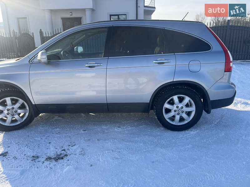 Внедорожник / Кроссовер Honda CR-V 2007 в Жовкве