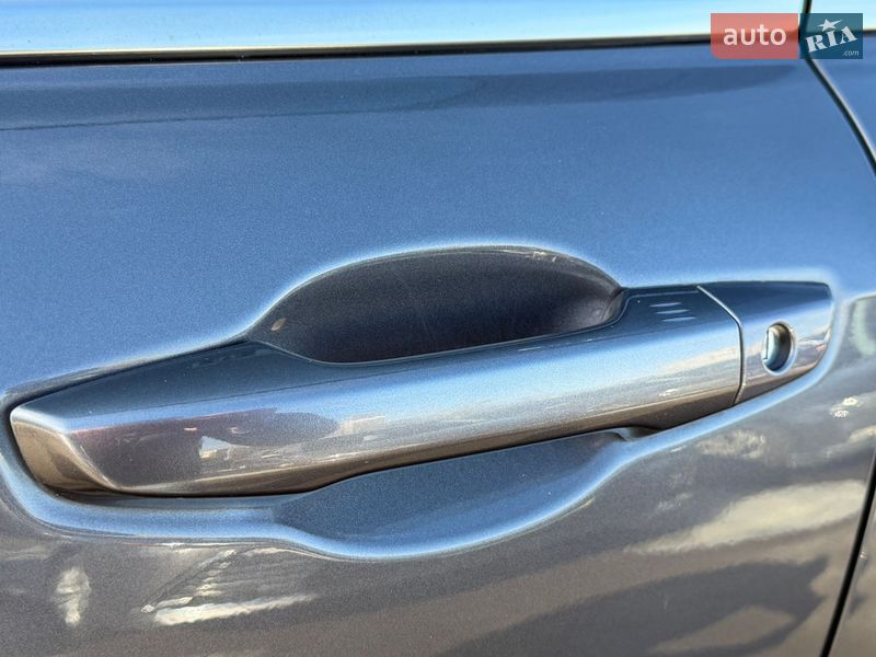 Внедорожник / Кроссовер Honda CR-V 2020 в Киеве