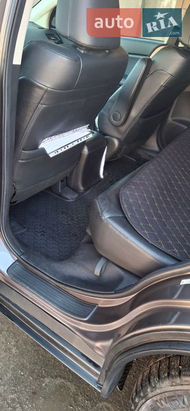 Внедорожник / Кроссовер Honda CR-V 2014 в Днепре