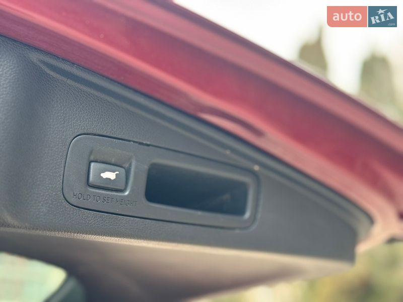 Внедорожник / Кроссовер Honda CR-V 2018 в Львове