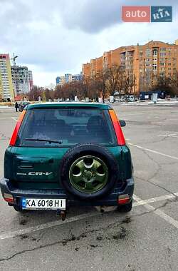 Внедорожник / Кроссовер Honda CR-V 2000 в Броварах