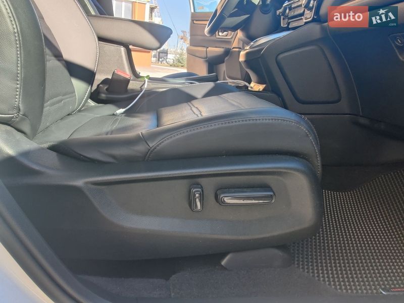 Внедорожник / Кроссовер Honda CR-V 2021 в Святопетровское