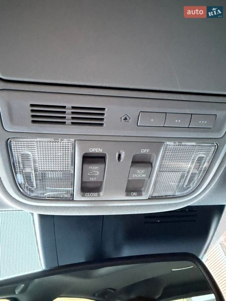 Внедорожник / Кроссовер Honda CR-V 2020 в Виннице