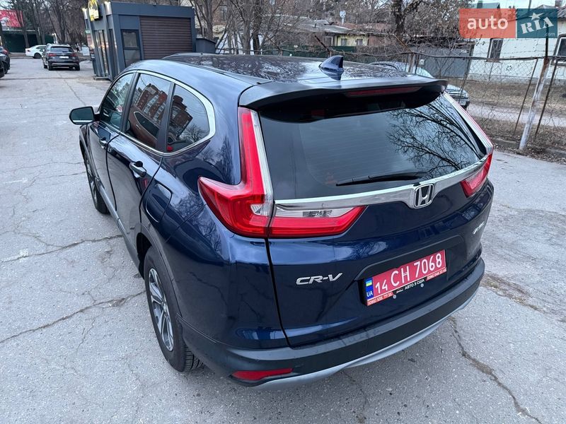 Внедорожник / Кроссовер Honda CR-V 2018 в Полтаве