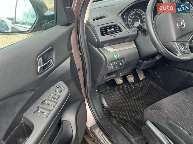 Внедорожник / Кроссовер Honda CR-V 2014 в Харькове