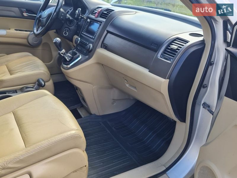 Внедорожник / Кроссовер Honda CR-V 2007 в Александровке (Краматорского района) фото 5 Внедорожник / Кроссовер Honda CR-V 2007 в Александровке (Краматорского района)