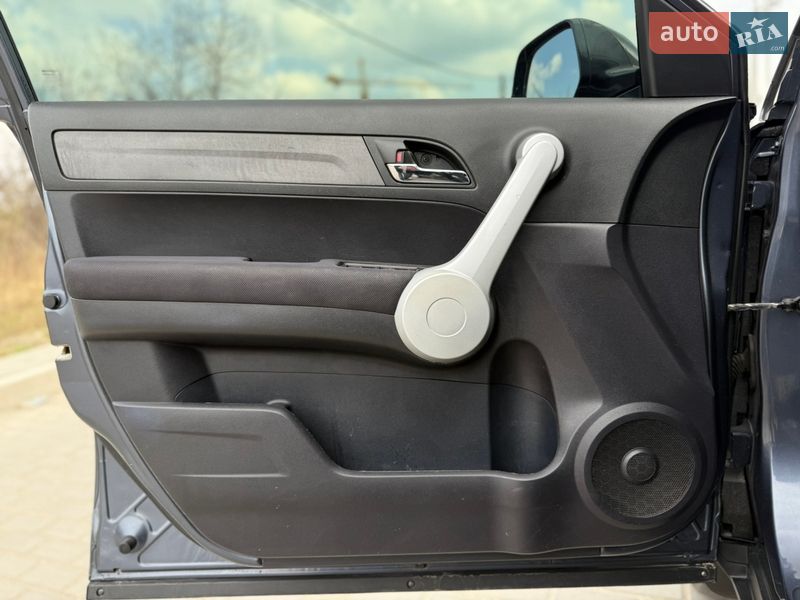 Внедорожник / Кроссовер Honda CR-V 2007 в Львове фото 23 Внедорожник / Кроссовер Honda CR-V 2007 в Львове