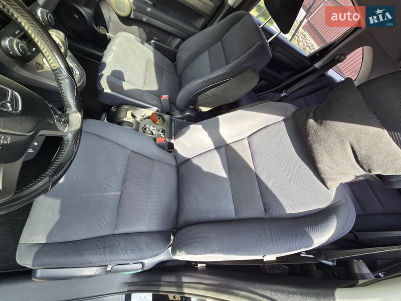 Внедорожник / Кроссовер Honda CR-V 2010 в Тернополе