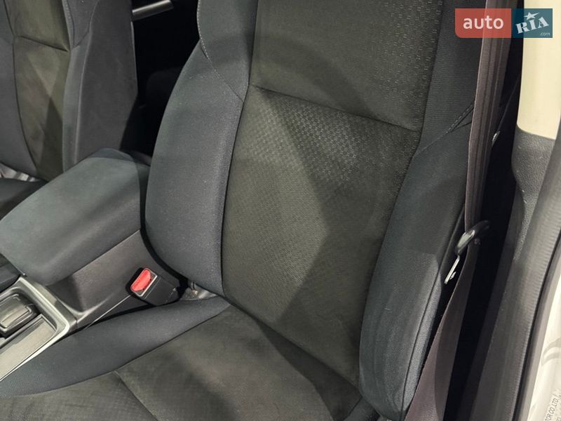 Внедорожник / Кроссовер Honda CR-V 2015 в Харькове