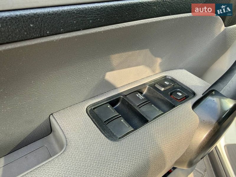 Внедорожник / Кроссовер Honda CR-V 2011 в Днепре