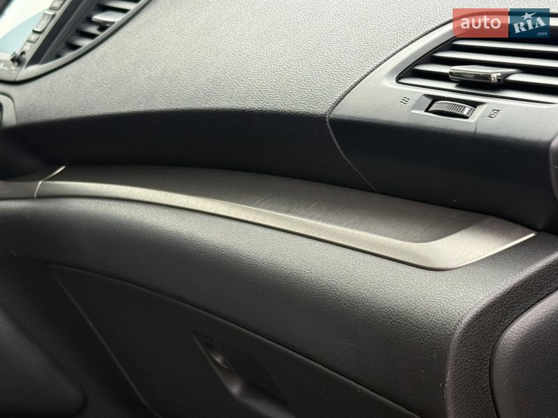 Внедорожник / Кроссовер Honda CR-V 2013 в Ровно