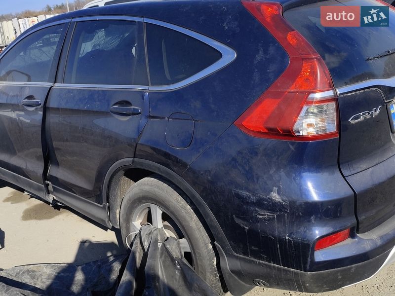 Внедорожник / Кроссовер Honda CR-V 2016 в Каневе фото 5 Внедорожник / Кроссовер Honda CR-V 2016 в Каневе