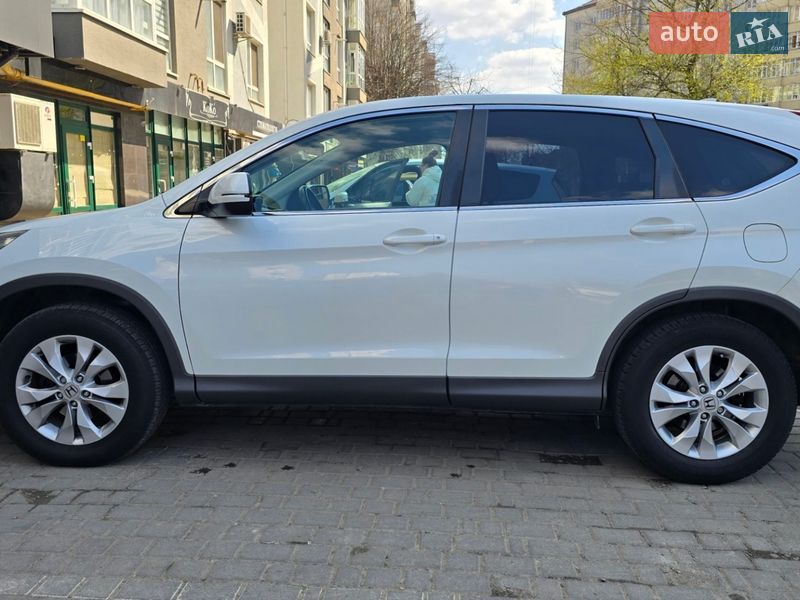 Внедорожник / Кроссовер Honda CR-V 2014 в Ивано-Франковске