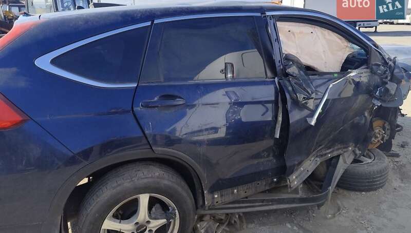 Внедорожник / Кроссовер Honda CR-V 2016 в Каневе