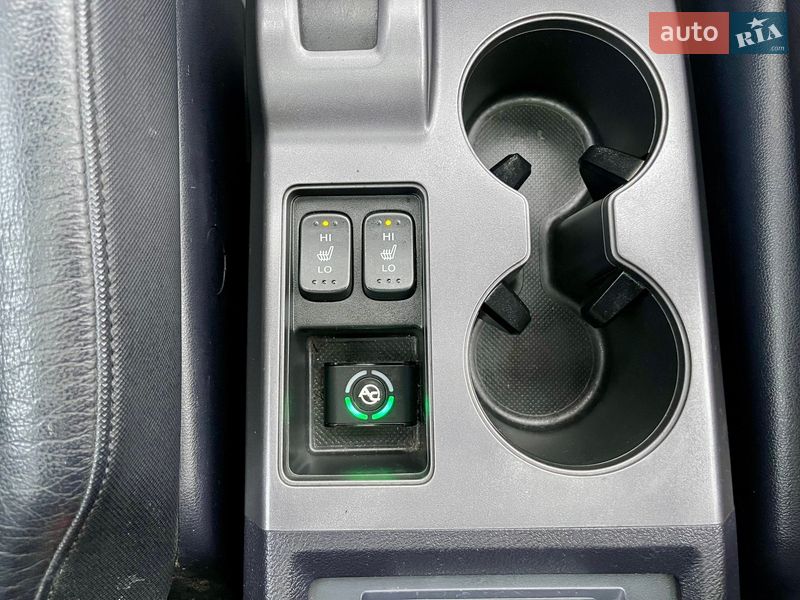 Внедорожник / Кроссовер Honda CR-V 2008 в Киеве