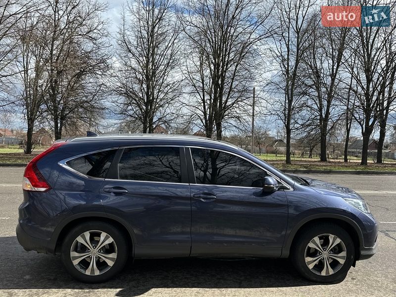 Позашляховик / Кросовер Honda CR-V 2013 в Сумах
