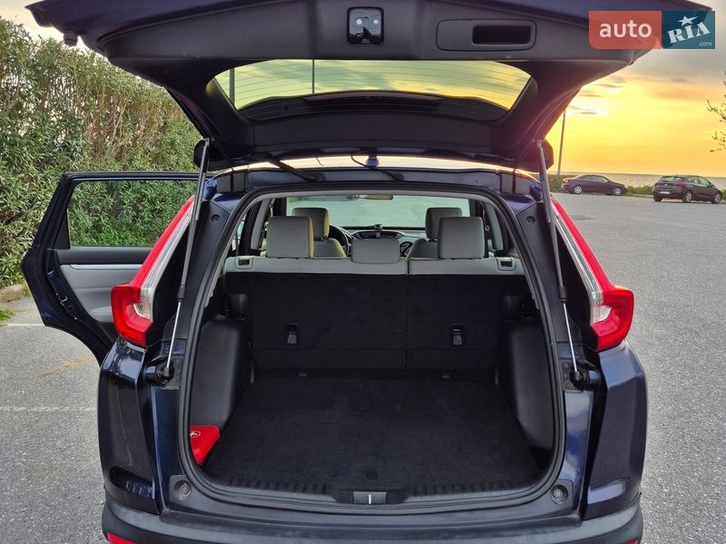 Внедорожник / Кроссовер Honda CR-V 2018 в Киеве