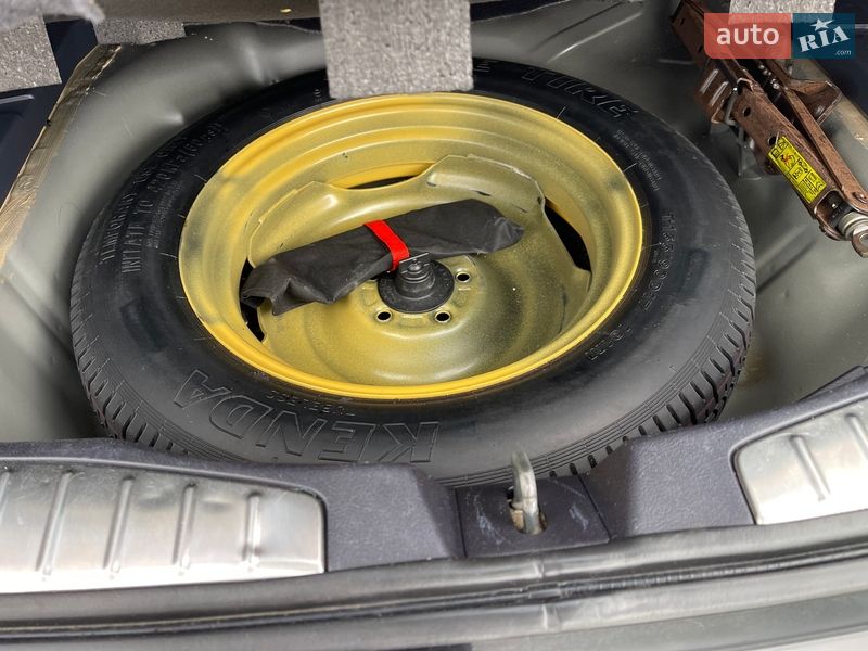 Внедорожник / Кроссовер Honda CR-V 2011 в Киеве