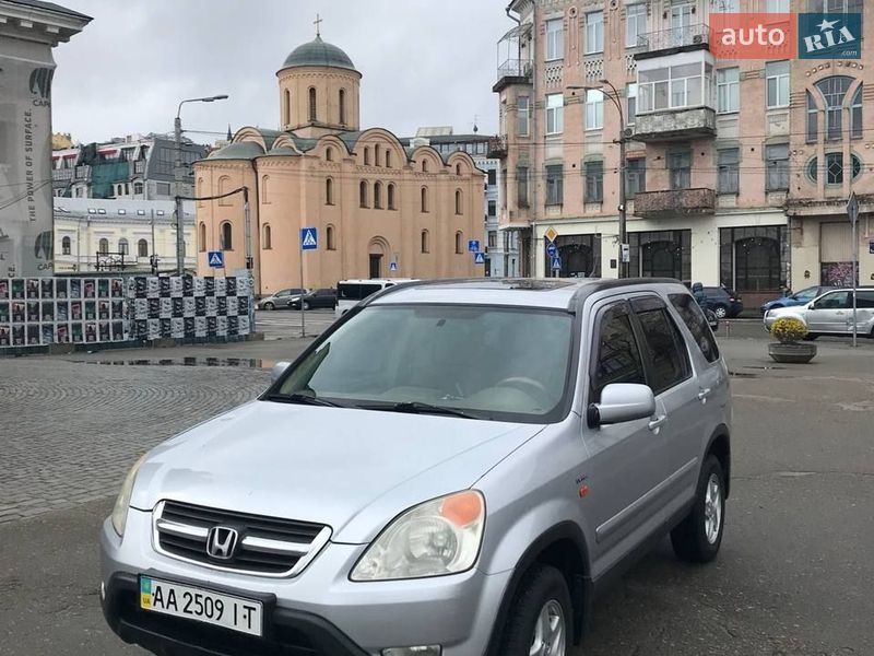 Позашляховик / Кросовер Honda CR-V 2003 в Києві