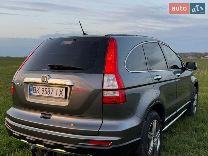 Внедорожник / Кроссовер Honda CR-V 2010 в Радивилове