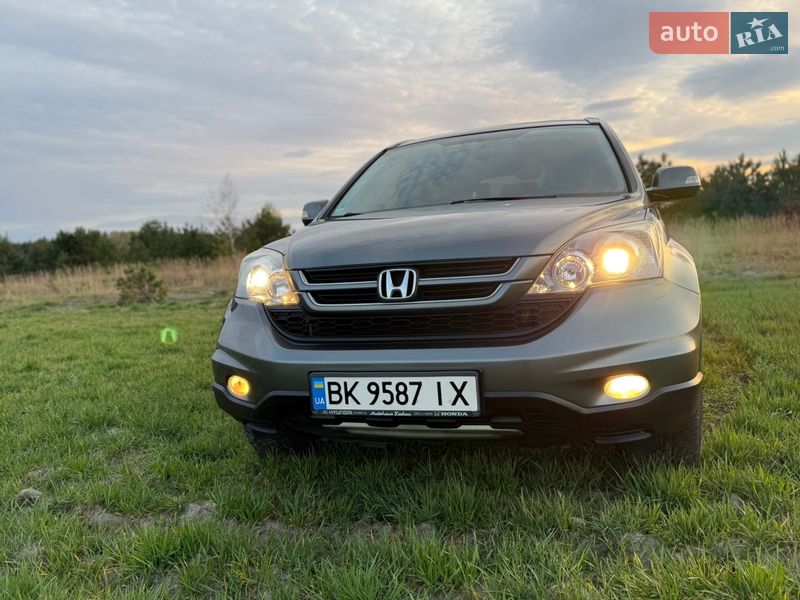 Внедорожник / Кроссовер Honda CR-V 2010 в Радивилове