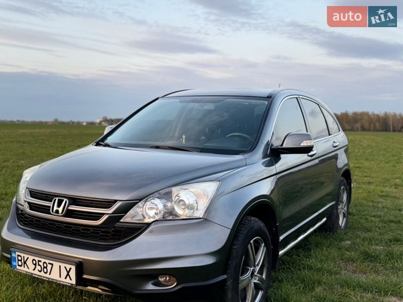 Внедорожник / Кроссовер Honda CR-V 2010 в Радивилове