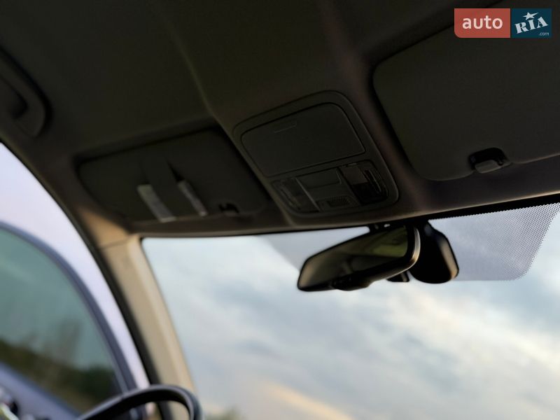 Внедорожник / Кроссовер Honda CR-V 2010 в Радивилове