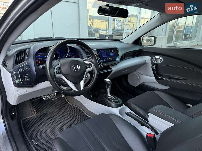 Хэтчбек Honda CR-Z 2010 в Киеве