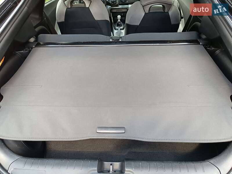 Хэтчбек Honda CR-Z 2011 в Киеве