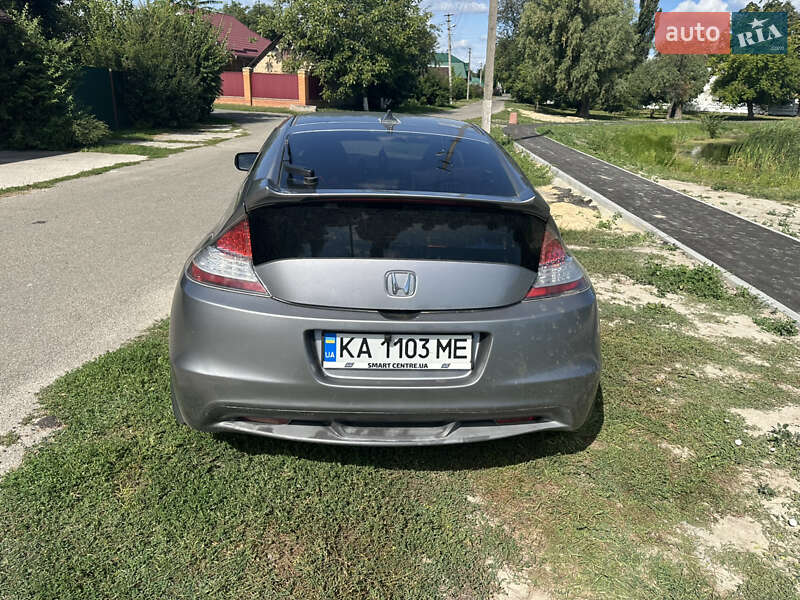 Хэтчбек Honda CR-Z 2010 в Киеве