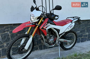 Мотоцикл Кросс Honda CRF 250L 2013 в 