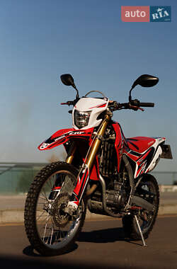 Мотоцикл Внедорожный (Enduro) Honda CRF 250L 2016 в 