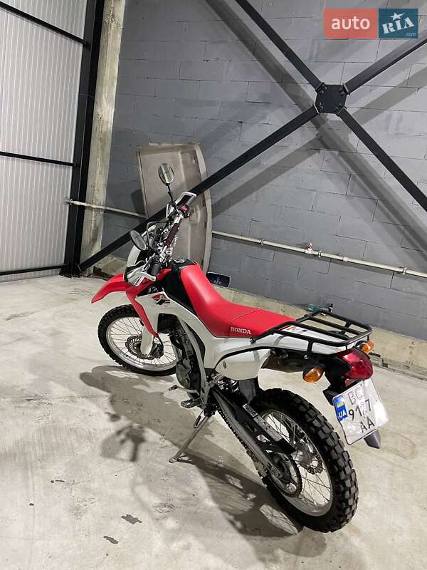 Мотоцикл Багатоцільовий (All-round) Honda CRF 250L 2015 в Львові