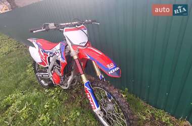 Мотоцикл Кросс Honda CRF 250R 2016 в 