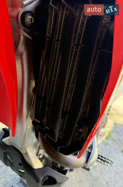 Мотоцикл Кросс Honda CRF 250R 2021 в 