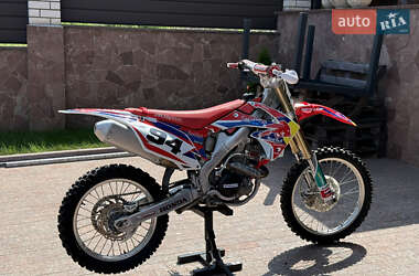 Мотоцикл Кросс Honda CRF 250R 2013 в 