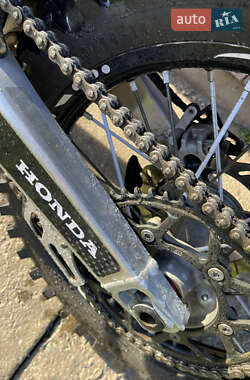 Мотоцикл Кросс Honda CRF 250R 2009 в 
