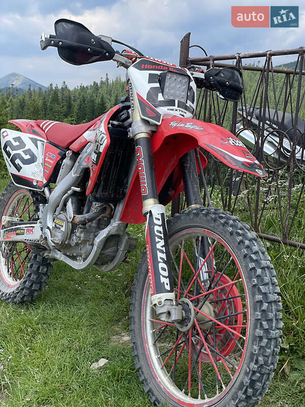 Мотоцикл Кросс Honda CRF 250R 2009 в Полянице