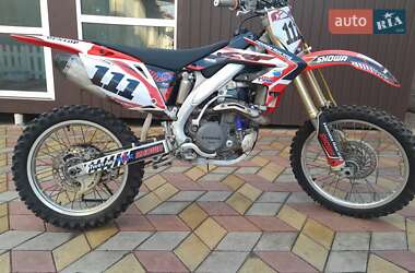 Мотоцикл Кросс Honda CRF 450R 2006 в 