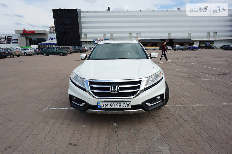 Внедорожник / Кроссовер Honda Crosstour 2013 в Житомире