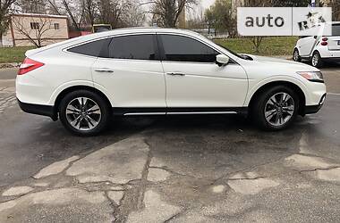 Внедорожник / Кроссовер Honda Crosstour 2015 в Киеве