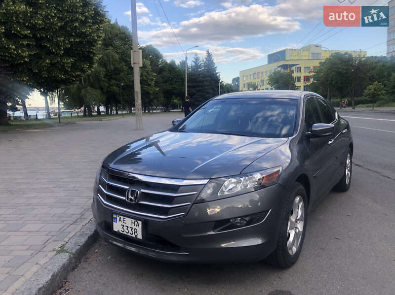 Позашляховик / Кросовер Honda Crosstour 2010 в Дніпрі