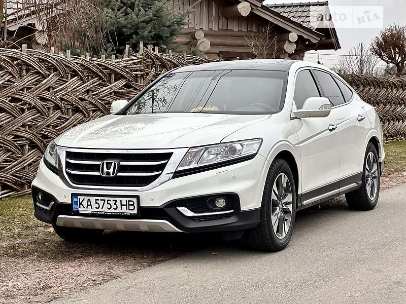 Внедорожник / Кроссовер Honda Crosstour 2013 в Киеве