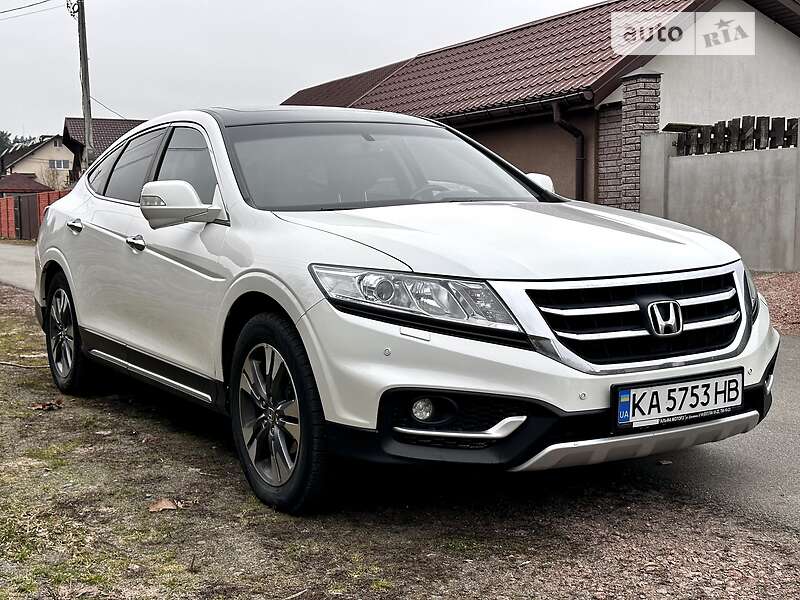 Внедорожник / Кроссовер Honda Crosstour 2013 в Киеве