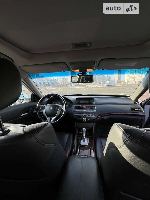 Внедорожник / Кроссовер Honda Crosstour 2011 в Киеве