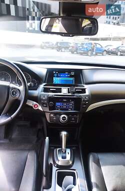 Внедорожник / Кроссовер Honda Crosstour 2013 в Киеве