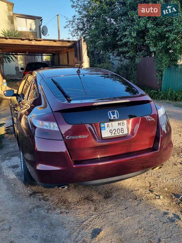 Внедорожник / Кроссовер Honda Crosstour 2012 в 