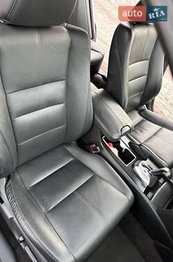 Позашляховик / Кросовер Honda Crosstour 2015 в 
