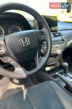 Внедорожник / Кроссовер Honda Crosstour 2013 в Черновцах