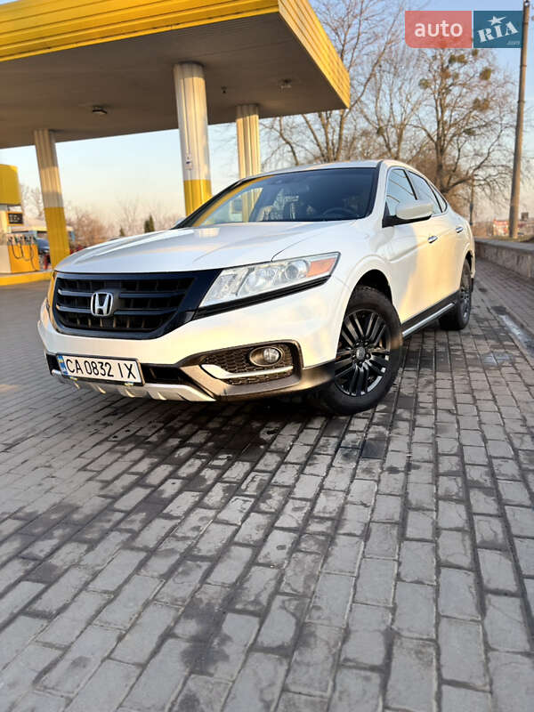 Позашляховик / Кросовер Honda Crosstour 2013 в Смілі